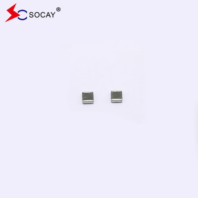 วาริสตอร์ชิปเซรามิกหลายชั้น SV0402E9R0G0B SMD แบบวาริสตอร์อ๊อกไซด์ซิงค