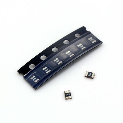 SOCAY Compact Surface Mount PPTC SCF010-24-0805RB ฟิวส์ที่ตั้งใหม่